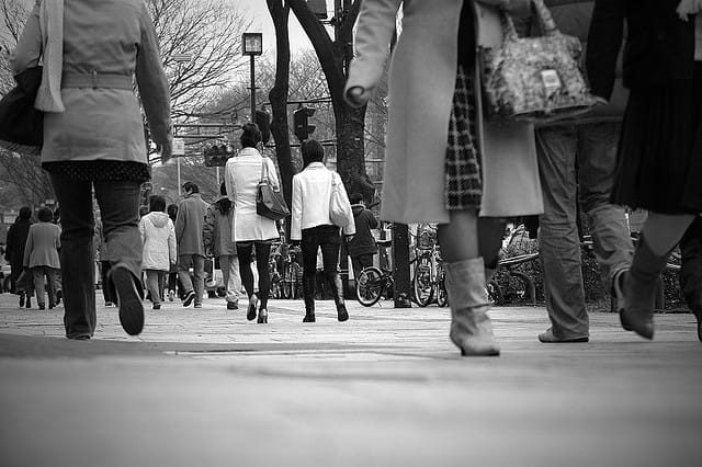 Die Gangart jedes Menschen unterschiedlich.