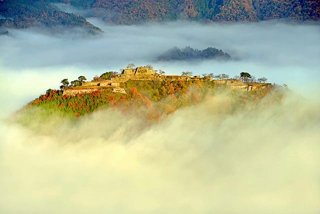 Das Schloss über den Wolken