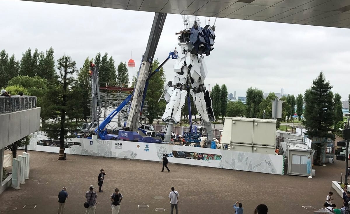 Tokios gigantische Roboter-Statue