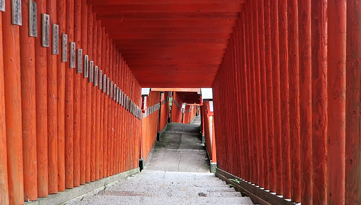 Den Schrein der 1000 Tore gibt es nicht nur in Kyoto