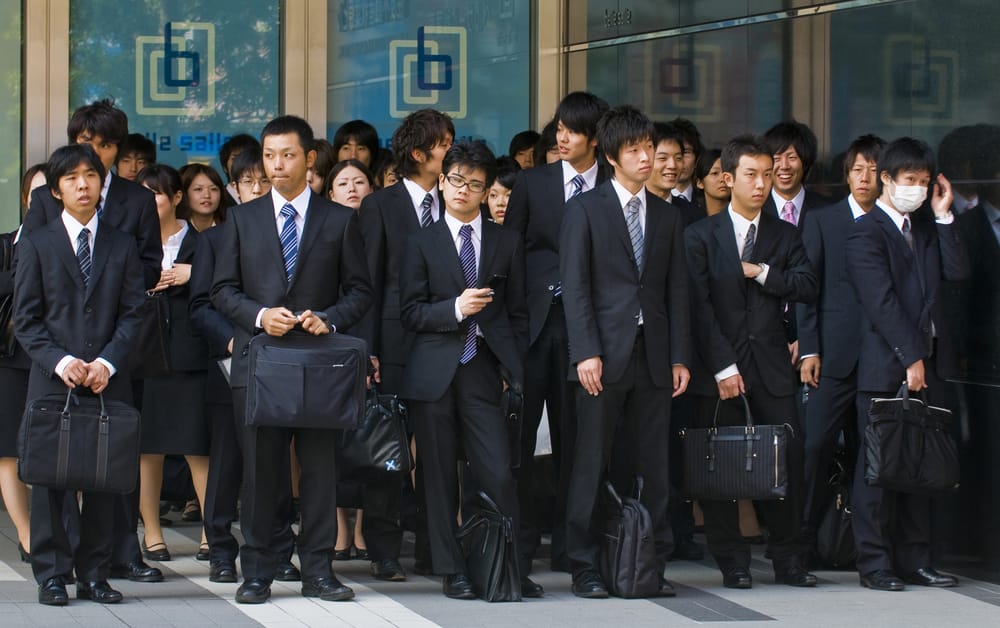 Japan: Im Land der Uniformen