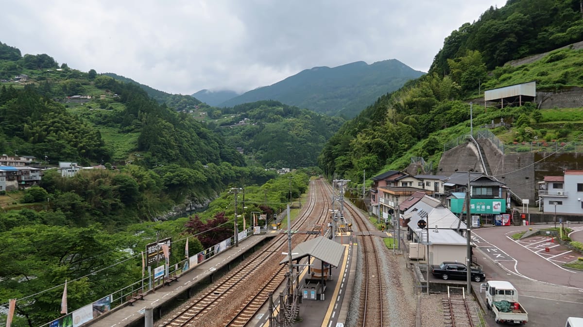 Die Touristen entdecken die ländliche Seite Japans