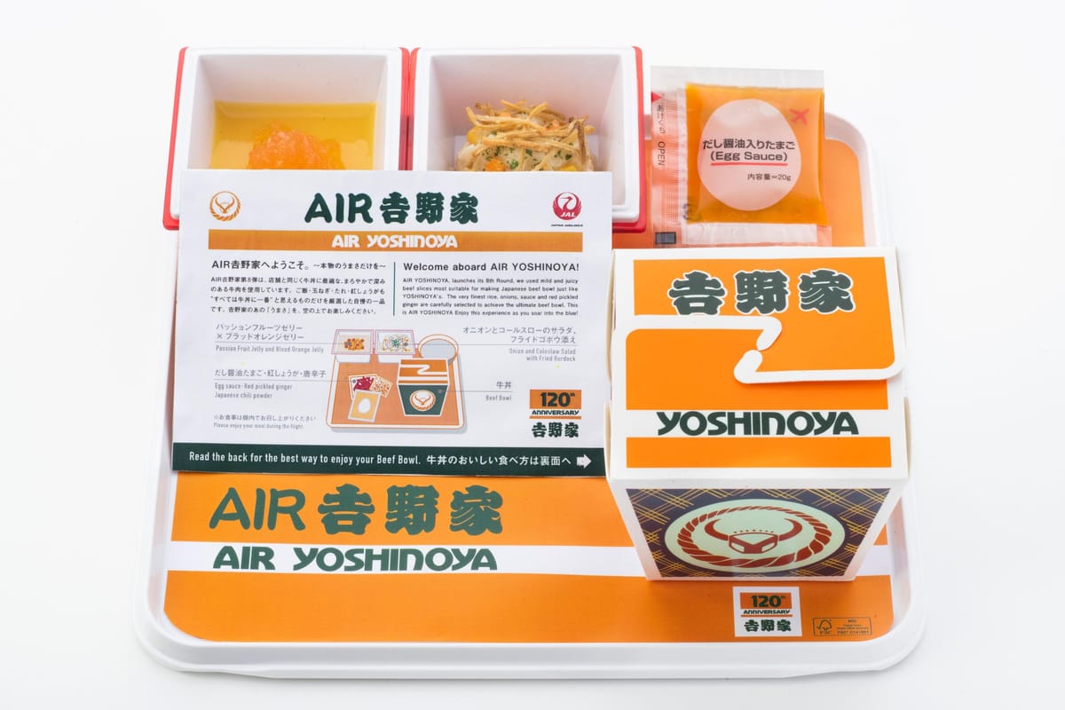 Air Yoshinoya: Gyūdon auf den Langstreckenflügen von JAL