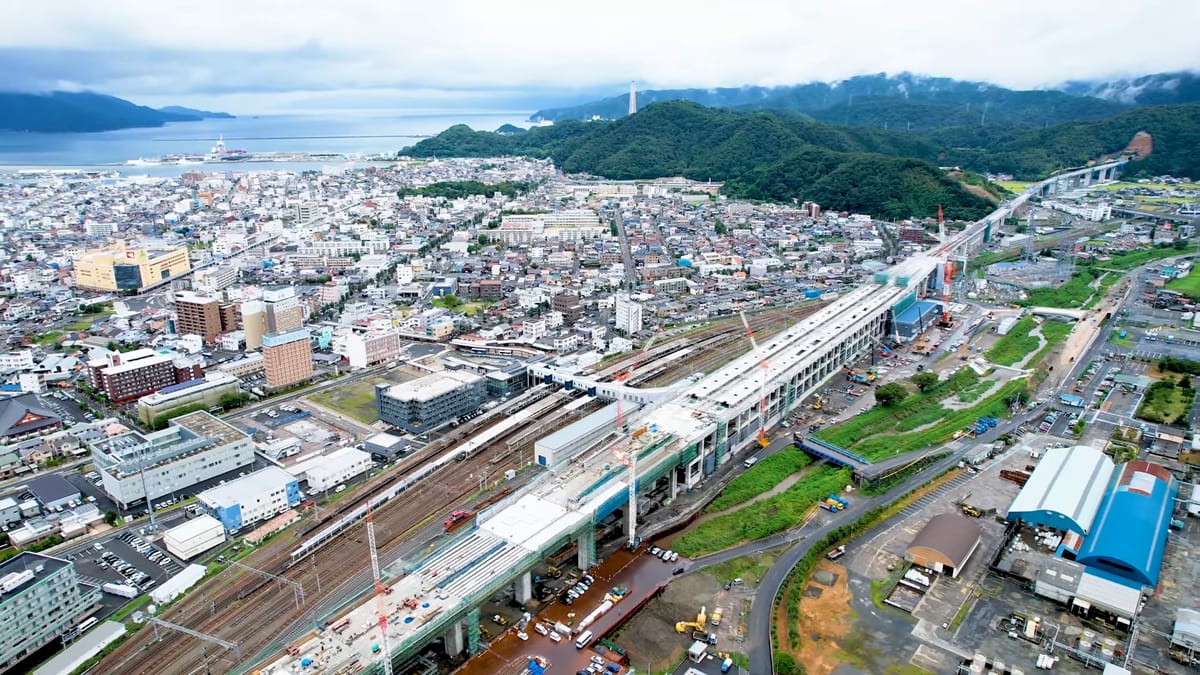 Die Entstehung eines Shinkansen-Endbahnhofs