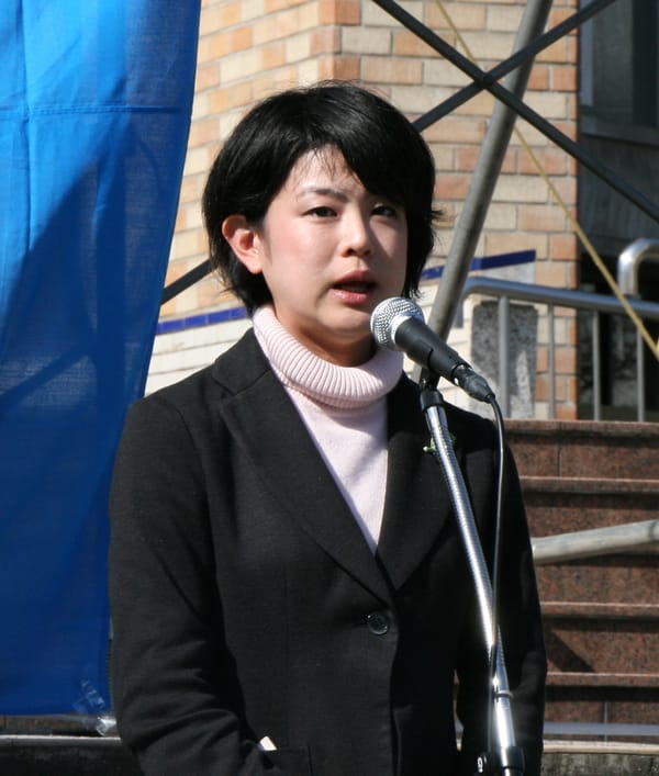 Der erst 28-jährigen Eriko Fukuda gelang es, dem LDP-Schwergewicht und Ex-Verteidigungsminister Fumio Kyuma in Nagasaki den …