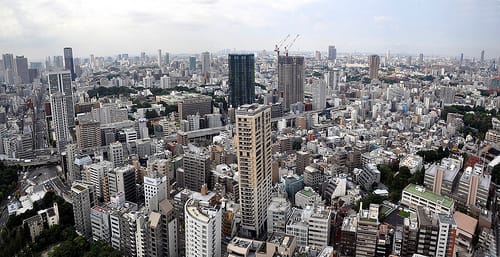 Blick aufs Tokioter Häusermeer vom Tokyo Tower.