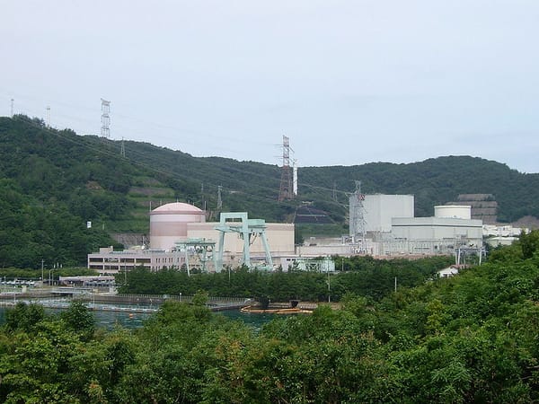 Ein gefährlicher Zeitzeuge: Noch bis 2016 soll Japans ältester Siedewasserreaktor in Betrieb bleiben.