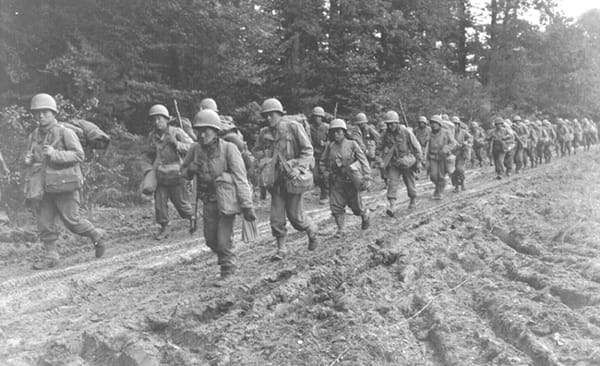 Für ihre Heimat im Einsatz: Das 442. Infanterie-Regiment 1944 in Frankreich.