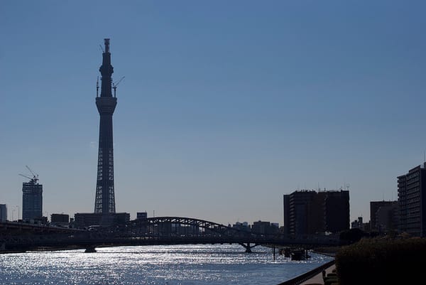 Unübersehbar: Der Sky Tree streckt sich immer weiter in die Höhe.