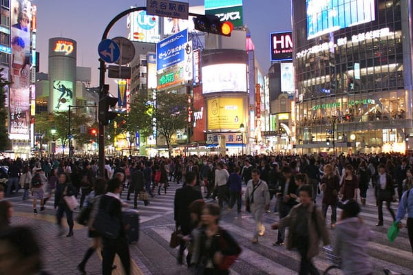 Dichtes Gedränge: Am Shibyua Crossing in Tokyo.