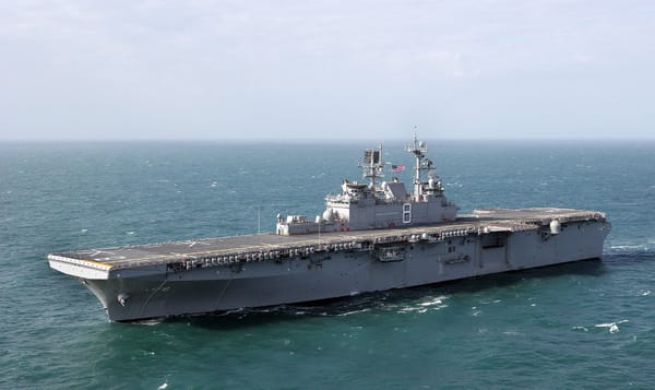 Die USS Makin Island.