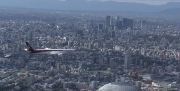 Der MRJ auf seinem ersten Testflug.