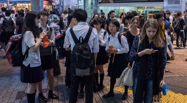 Schüler in Tokio.