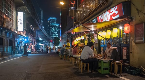 Eine Stadt mit vielen kulinarischen Facetten: Essen in Yurakucho, Tokio.