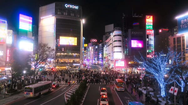 Der Scramble Crossing von Shibuya.