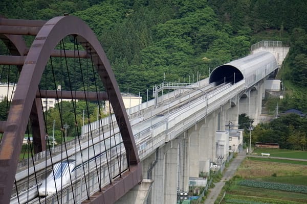 Der Maglev auf der Teststrecke in der Präfektur Yamanashi.