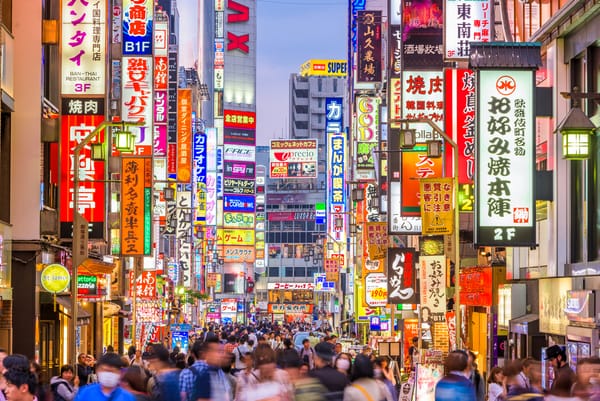 Das berüchtigte Ausgehviertel Kabukicho im Tokioter Bezirk Shinjuku.