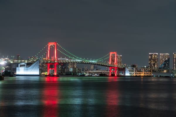 Alarmstufe rot: Die Rainbow-Bridge in Tokio (Archivbild).