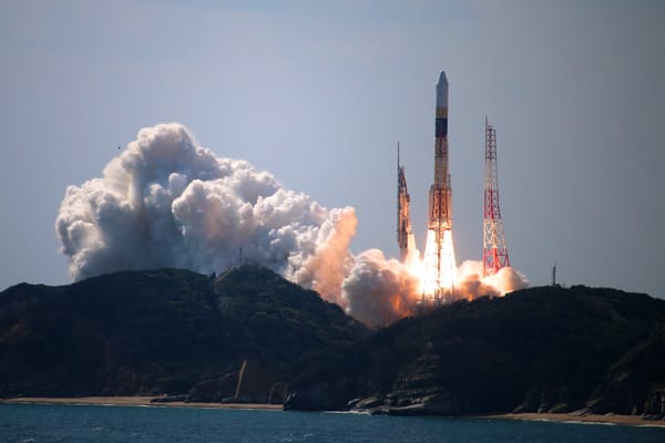 Start einer H2A-Trägerrakete im Tanegashima Space Center.