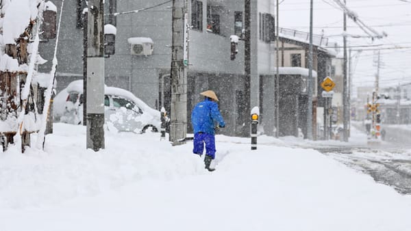 Weisse Tage in Japans Schneeland. (Archivbild)