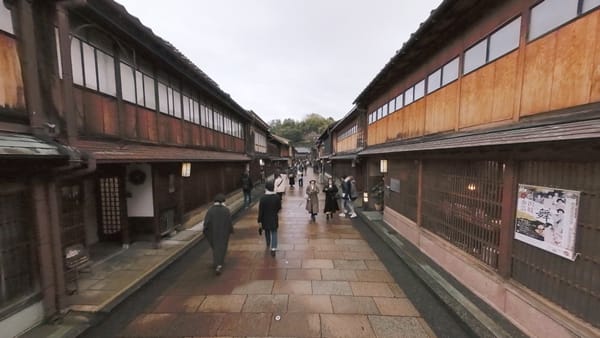 Viele japanische und wenige ausländische Touristen: An einem Sonntag im Dezember 2022 in Kanazawa.