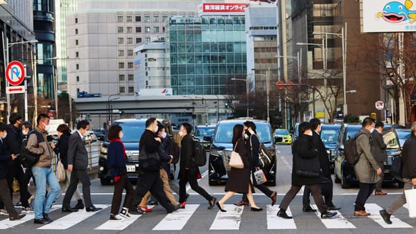 In Japan bleibt die Maske auch im Winter 2023 Teil des Alltags.