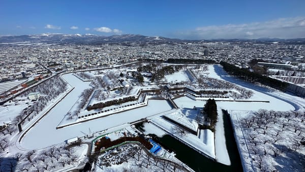 Die Goryōkaku-Festung im Winter.