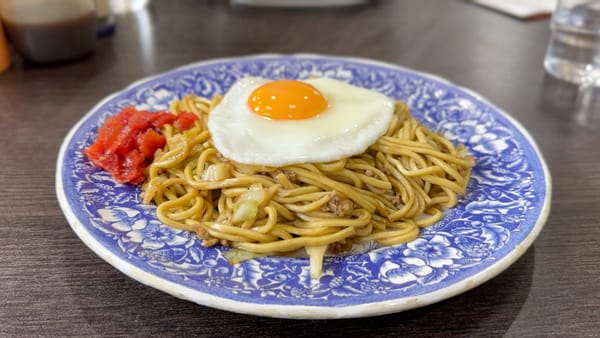 Yakisoba im Restaurant Idehaya in Yokote.