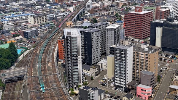 Die Züge des Akita- und Tohoku-Shinkansen auf einen Blick.