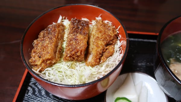 Sauce-Katsudon in der Stadt Aizu-Wakamatsu.