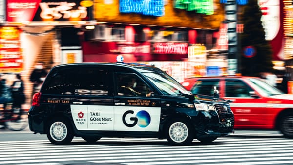 Ein Taxi, das über die App GO gerufen werden kann.