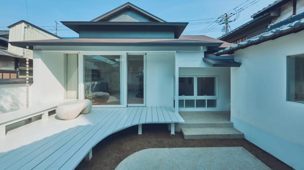 Das Muji-Haus auf Teshima von aussen.