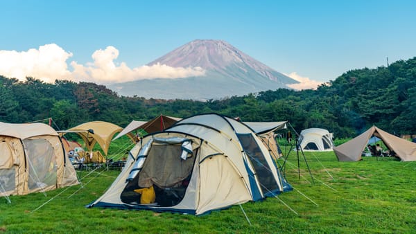 Campen mit Blick auf den Fuji.